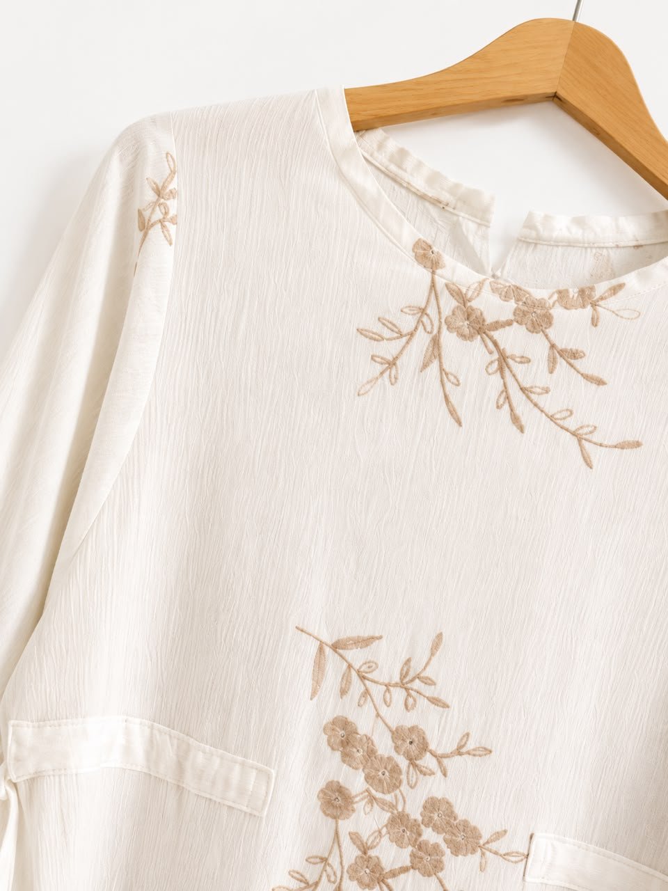 Embroidered off-White Dress - Image 3